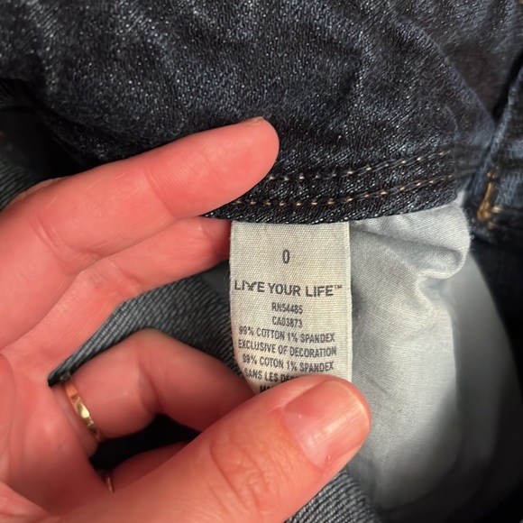 American Eagle low rise shorts size 0 - Picture 3 of 4